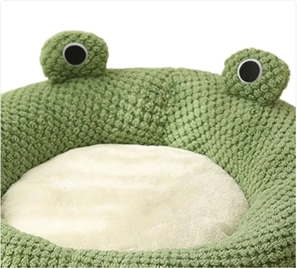 Froggy Plush Pet Nest ChicCharm