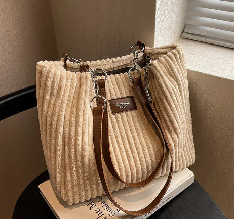 Spacious Urban Shoulder Bag