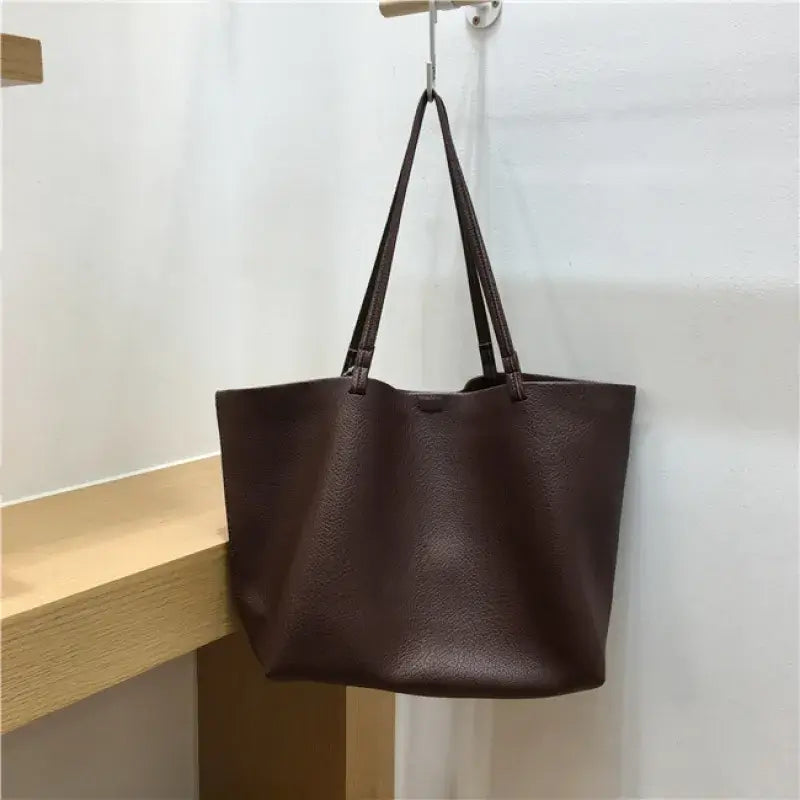 Chic Everyday Shoulder Bag