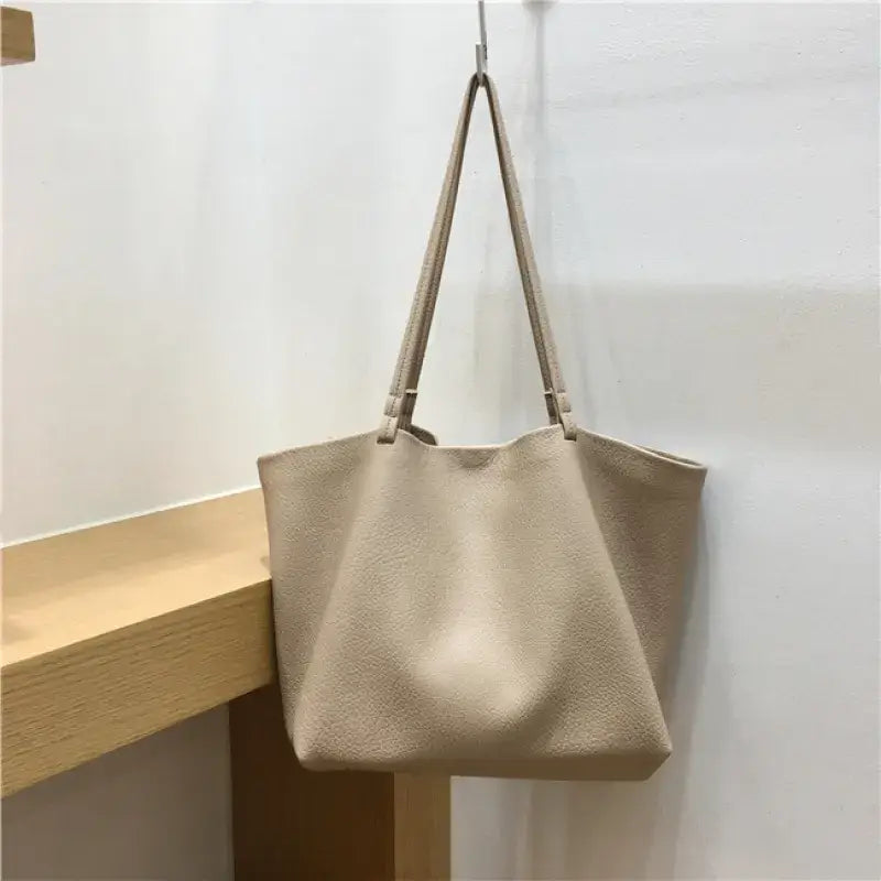 Chic Everyday Shoulder Bag