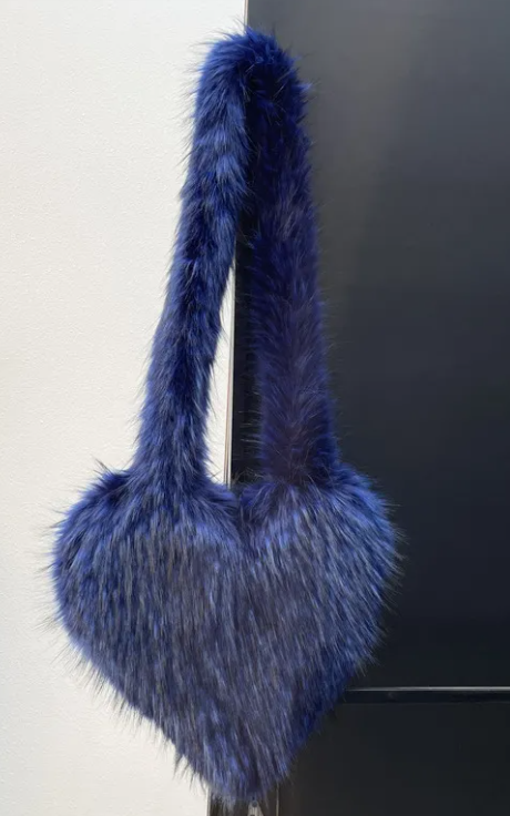 Heartfelt Fleece Messenger