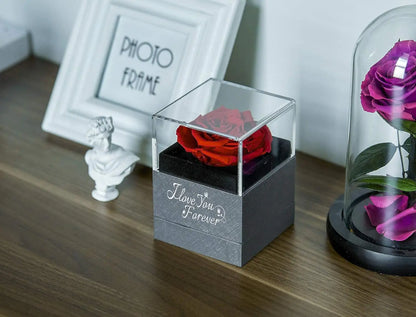 FOREVERLOVE Preserved Rose &amp; Heart Necklace