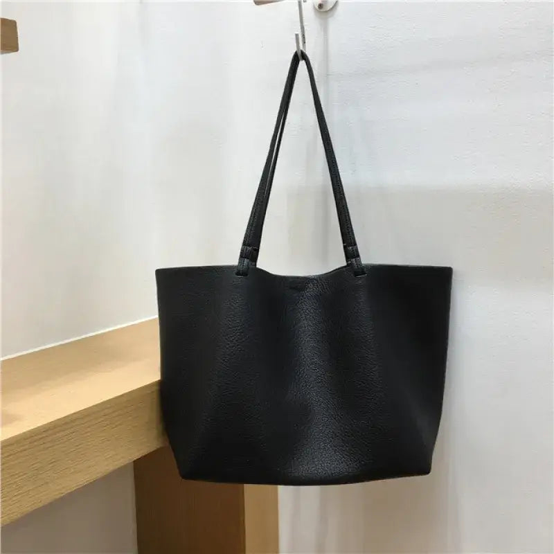 Chic Everyday Shoulder Bag