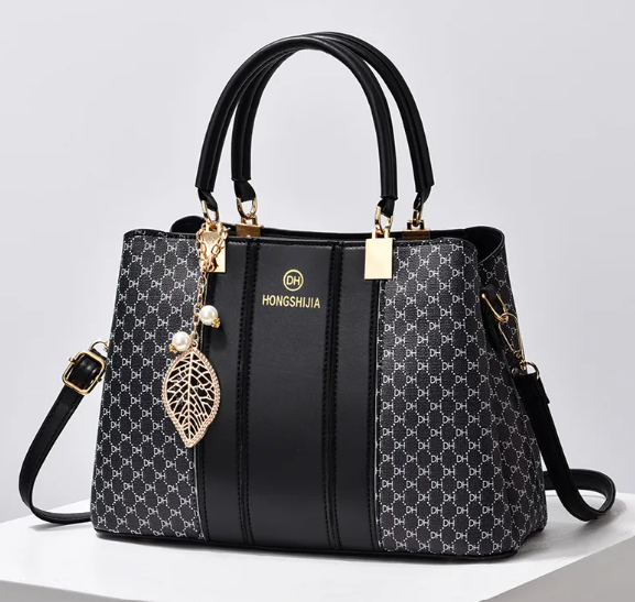 Chic Contrast Crossbody