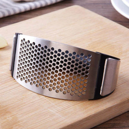 Arc Stainless Garlic Crusher