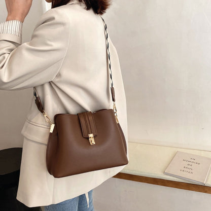 Chic Checkered Convertible Bag ChicCharm
