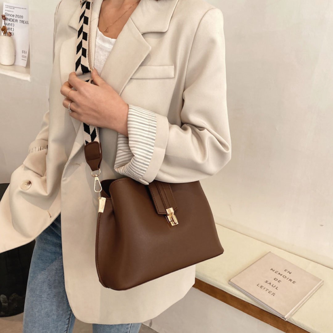 Chic Checkered Convertible Bag ChicCharm