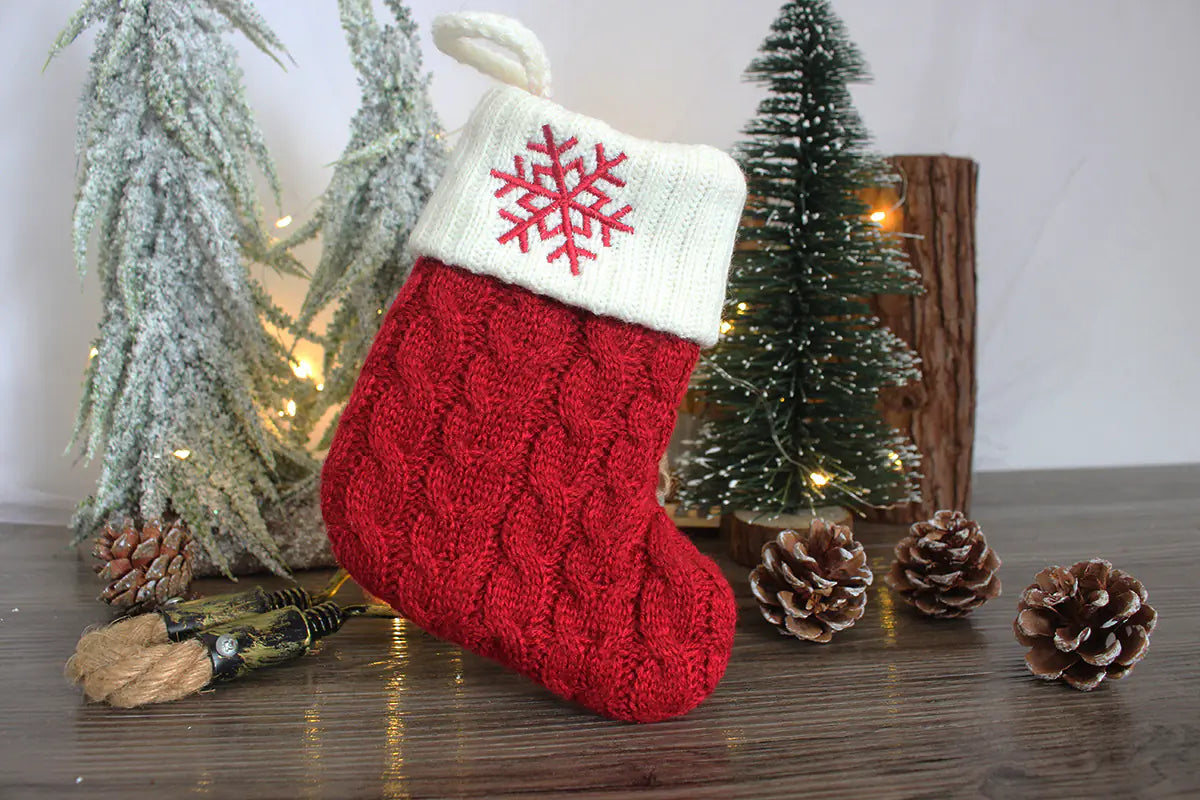 Holiday Charm Knit Socks
