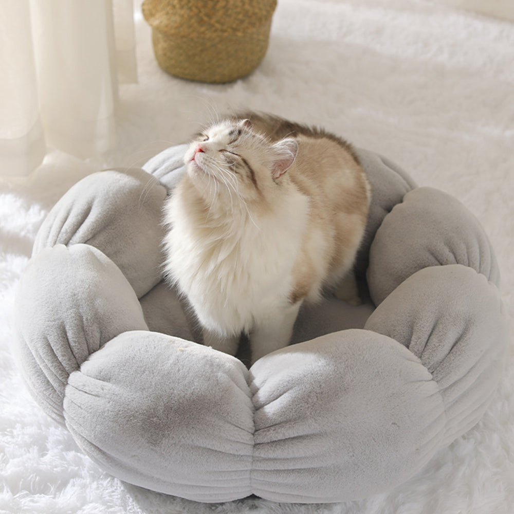 All-Season Cozy Pet Nest