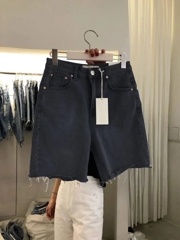 Chic Loose Five-Point Denim Shorts