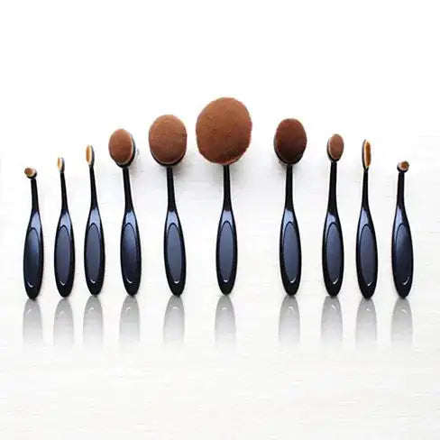 Oval Pro 10-Piece Makeup Brush Set