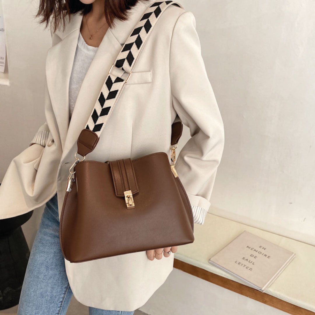 Chic Checkered Convertible Bag ChicCharm
