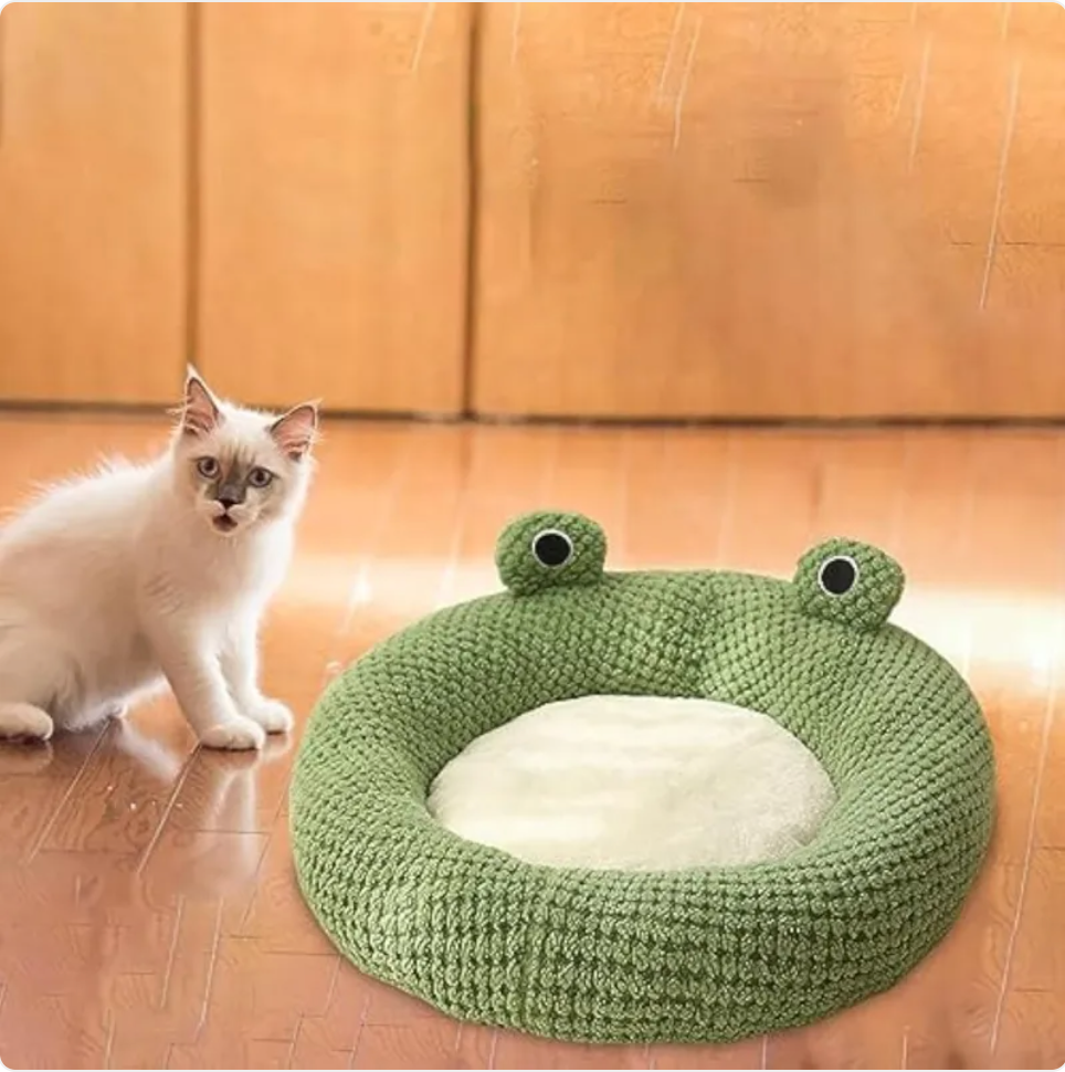 Froggy Plush Pet Nest ChicCharm