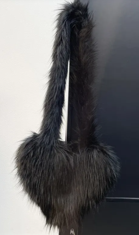 Heartfelt Fleece Messenger