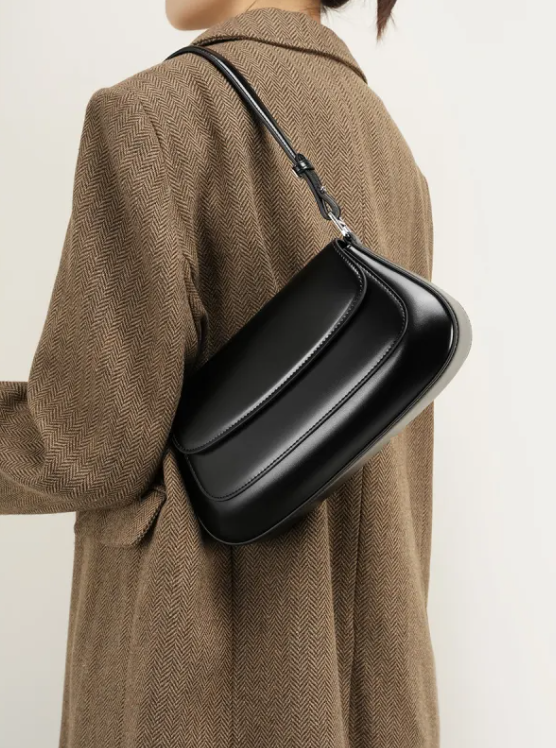 Modern Chic Crossbody Bag
