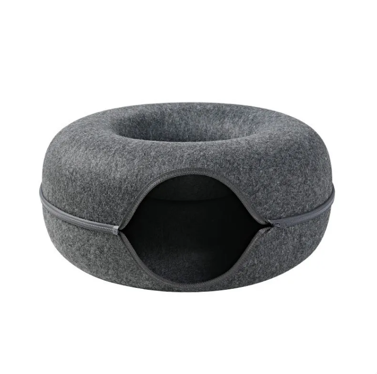 All-Season Wool Felt Cat Haven