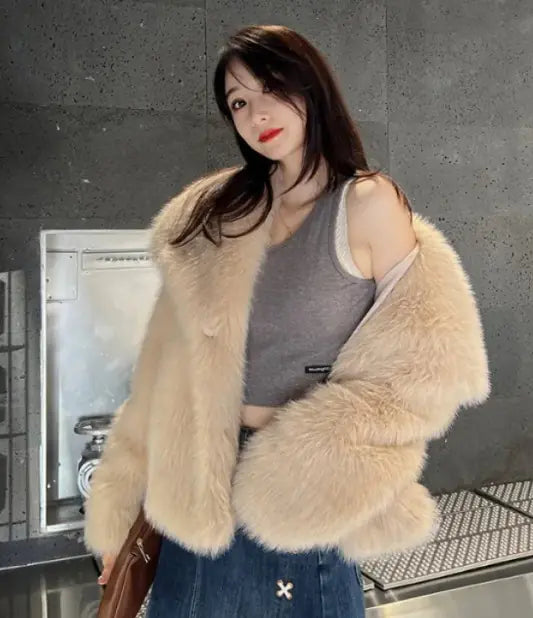 Chic Imitation Fur Lapel Coat