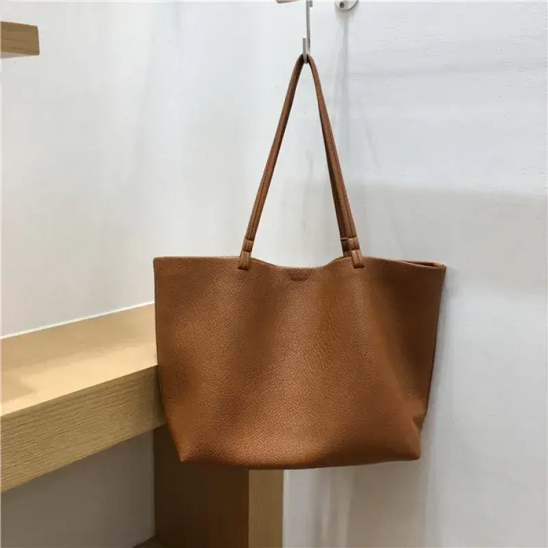 Chic Everyday Shoulder Bag