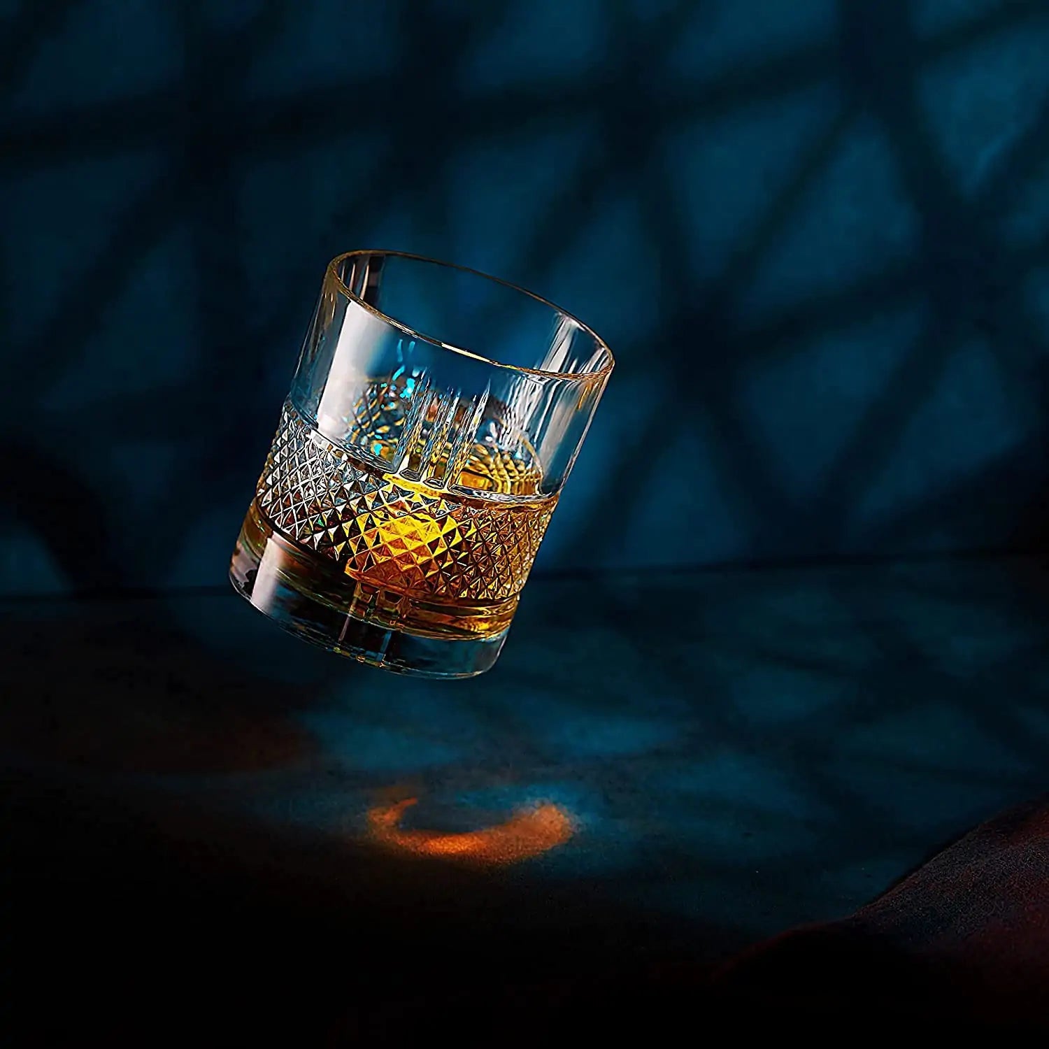 Elite Whiskey Essentials - Stones &amp; Crystal Glass