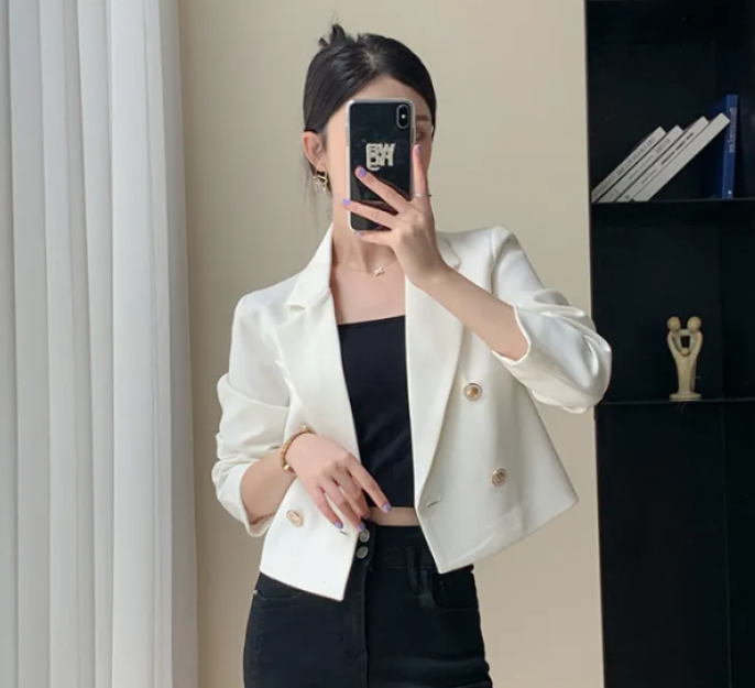 Metro Elegance White Blazer