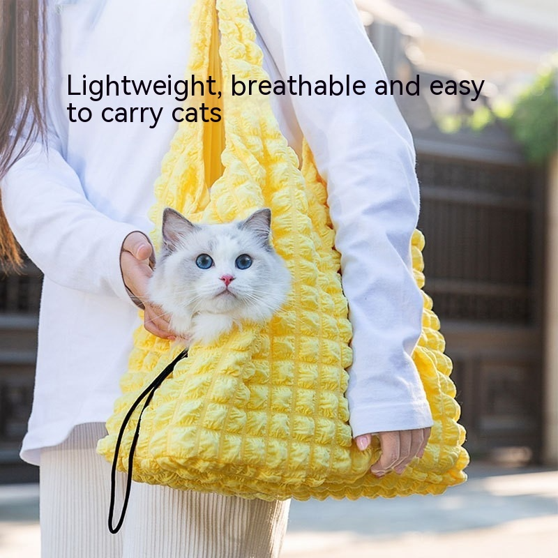 Critter Cuddle Carry Bag ChicCharm