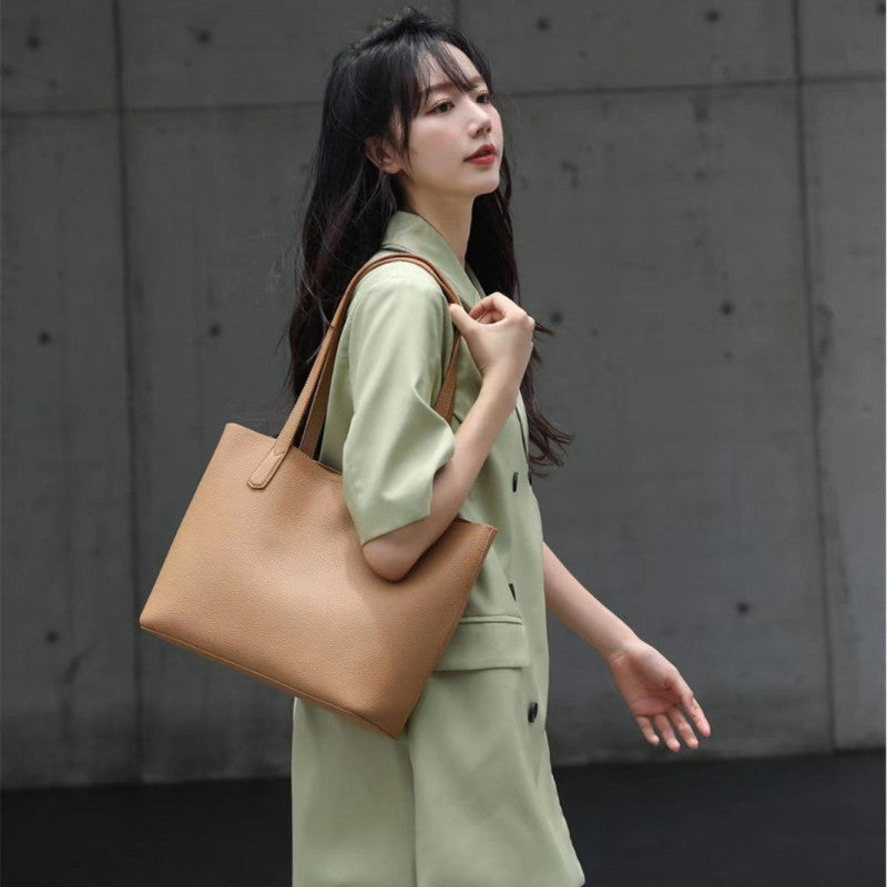 Chic Spacious Women&